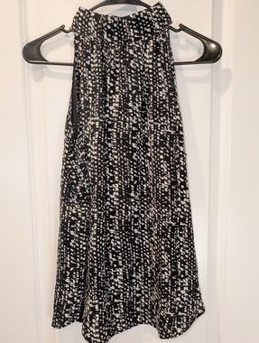 Kenneth Cole NY Size 10 Black White Halter Blouse Sleeveless Flowy Top